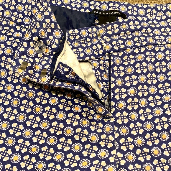 Zac&Rachel|| Navy/grey/white/nude print ankle length slacks with faux pockets - Picture 5 of 12